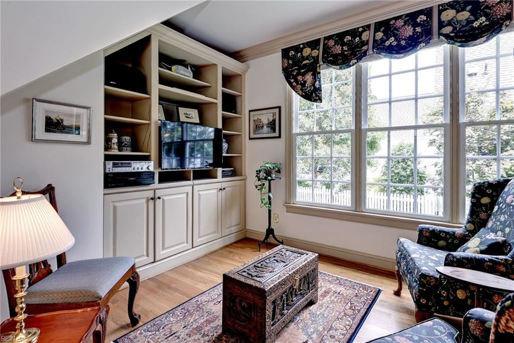 137 Highland Williamsburg VA 23188