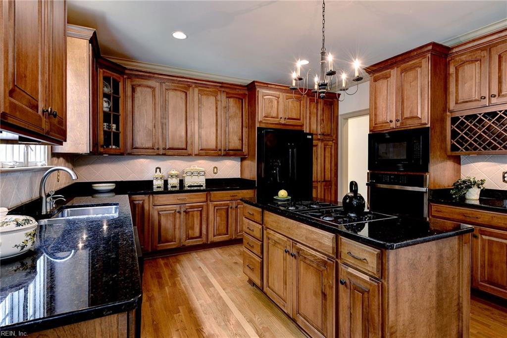 137 Highland Williamsburg VA 23188