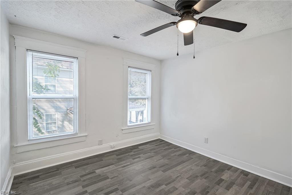 2011 Chestnut Avenue Newport News VA 23607