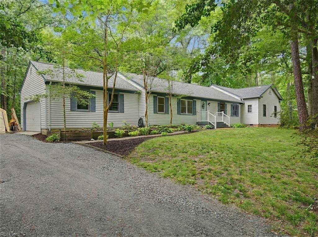 8172 Manor Drive Gloucester VA 23061