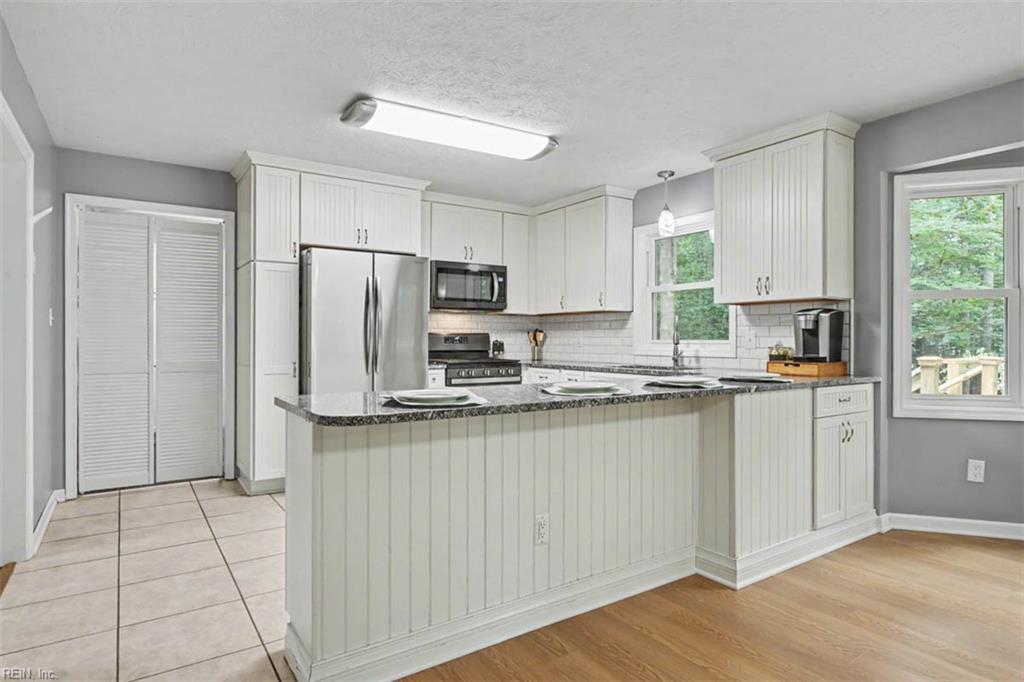 8172 Manor Drive Gloucester VA 23061