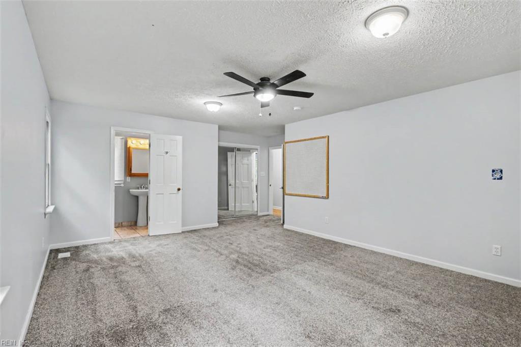 8172 Manor Drive Gloucester VA 23061