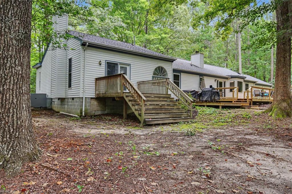 8172 Manor Drive Gloucester VA 23061
