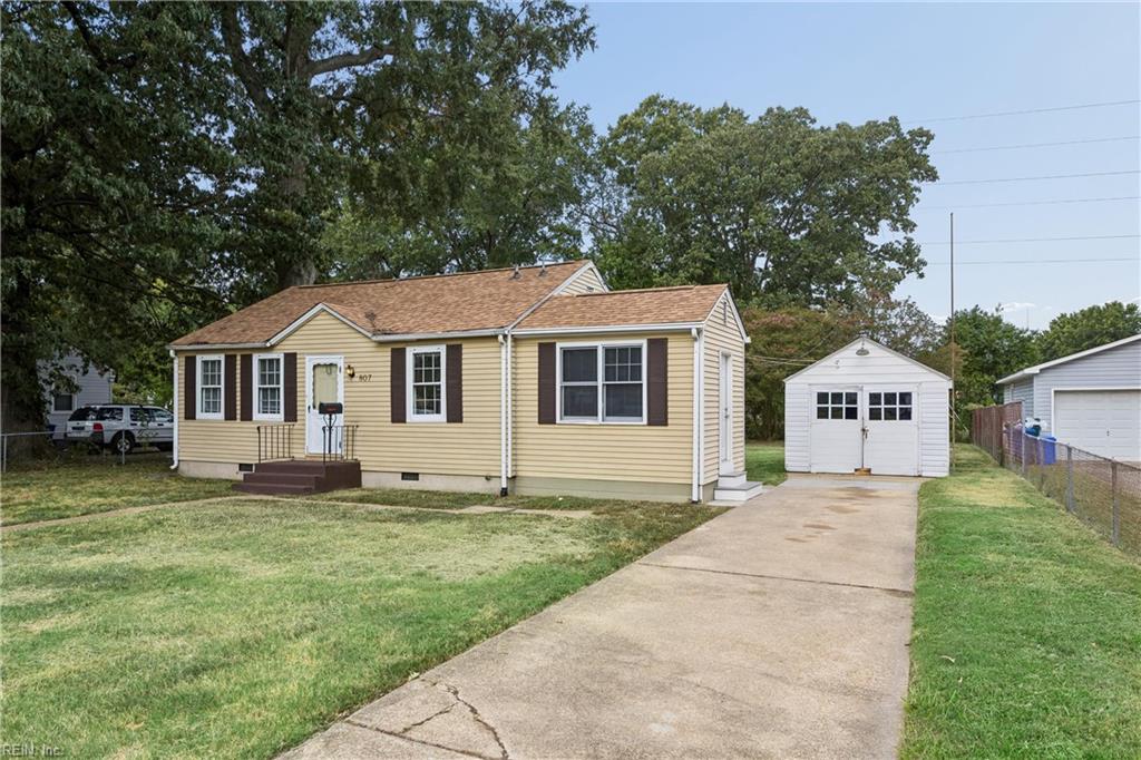 807 Paul Street Newport News VA 23605