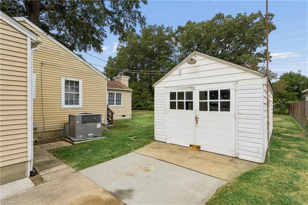807 Paul Street Newport News VA 23605