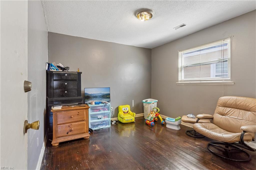 2014 Roanoke Avenue Newport News VA 23607