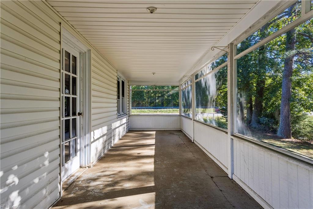 8472 George Washington Memorial Highway Gloucester VA 23061