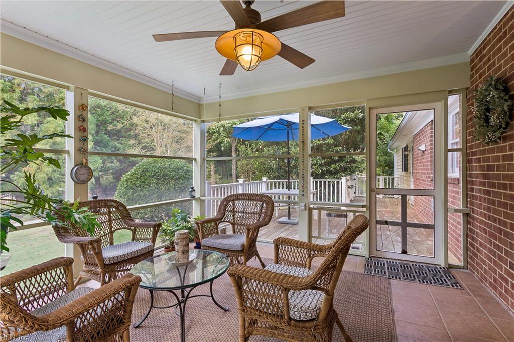 285 E Queens Drive Williamsburg VA 23185