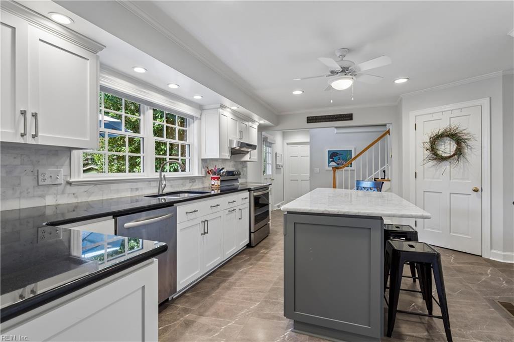 285 E Queens Drive Williamsburg VA 23185
