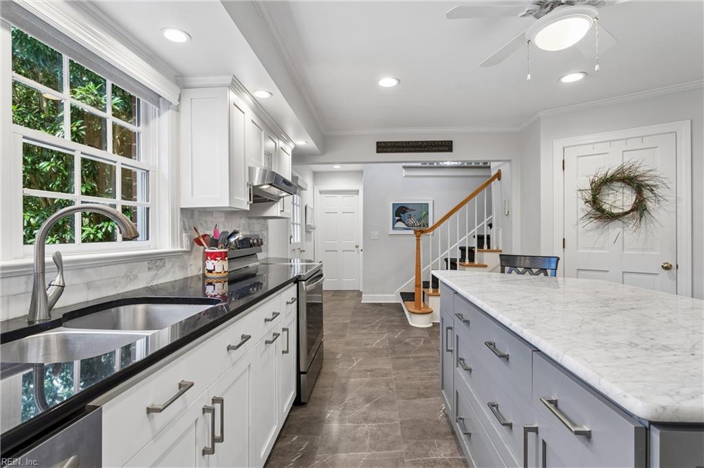 285 E Queens Drive Williamsburg VA 23185