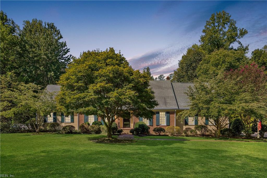 285 E Queens Drive Williamsburg VA 23185