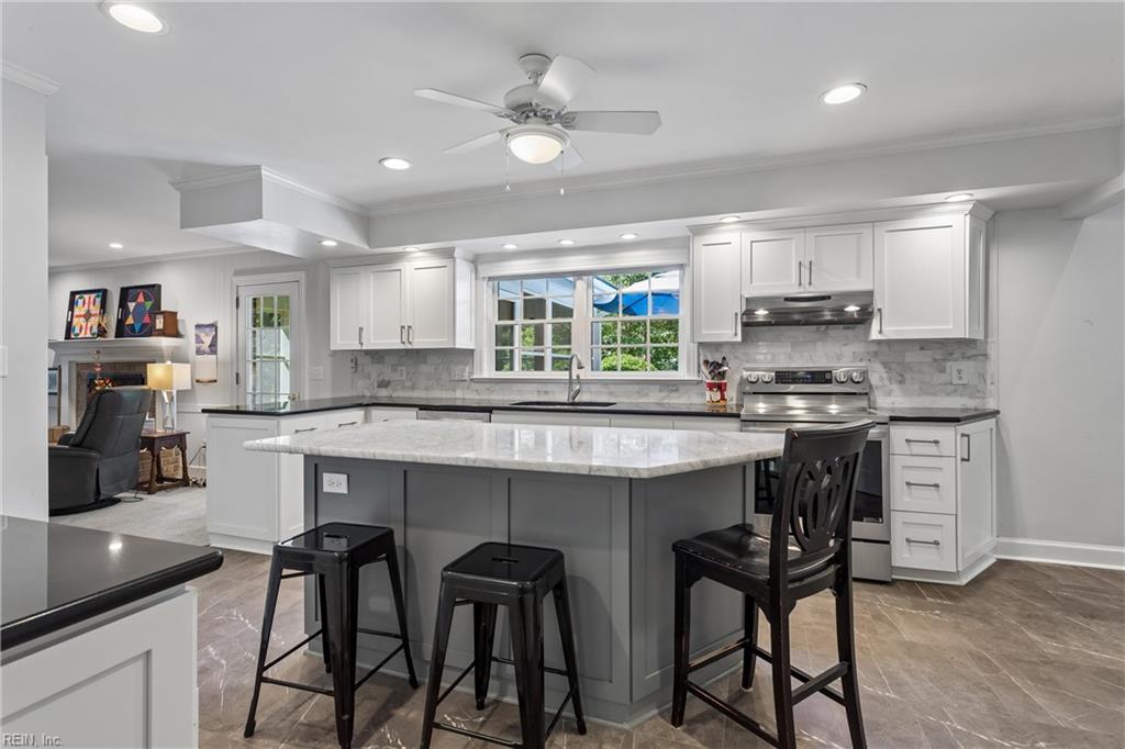 285 E Queens Drive Williamsburg VA 23185