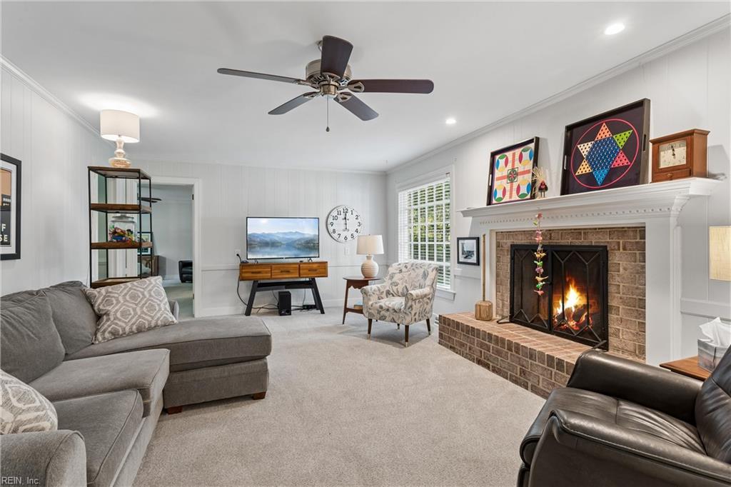 285 E Queens Drive Williamsburg VA 23185