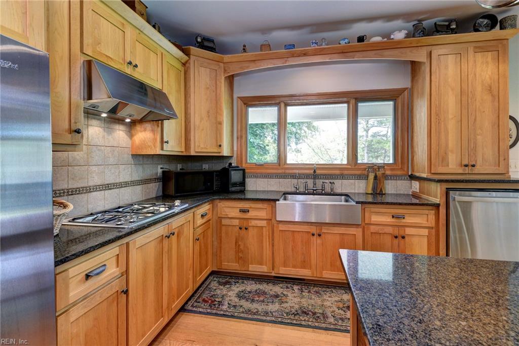427 Weston Road Yorktown VA 23692