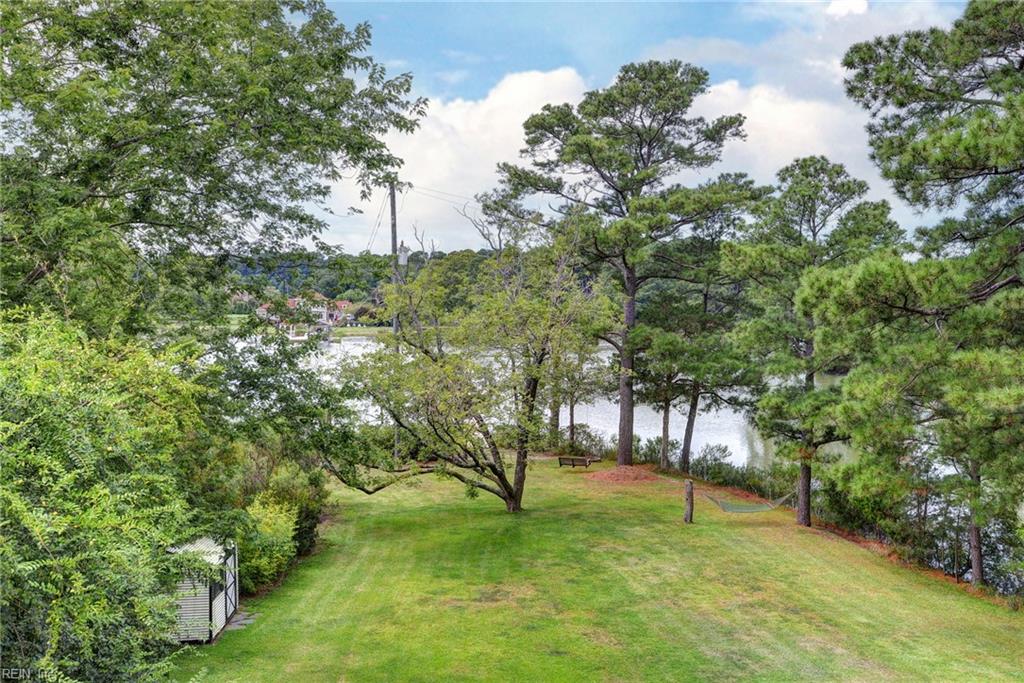 427 Weston Road Yorktown VA 23692