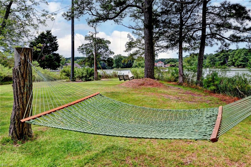 427 Weston Road Yorktown VA 23692
