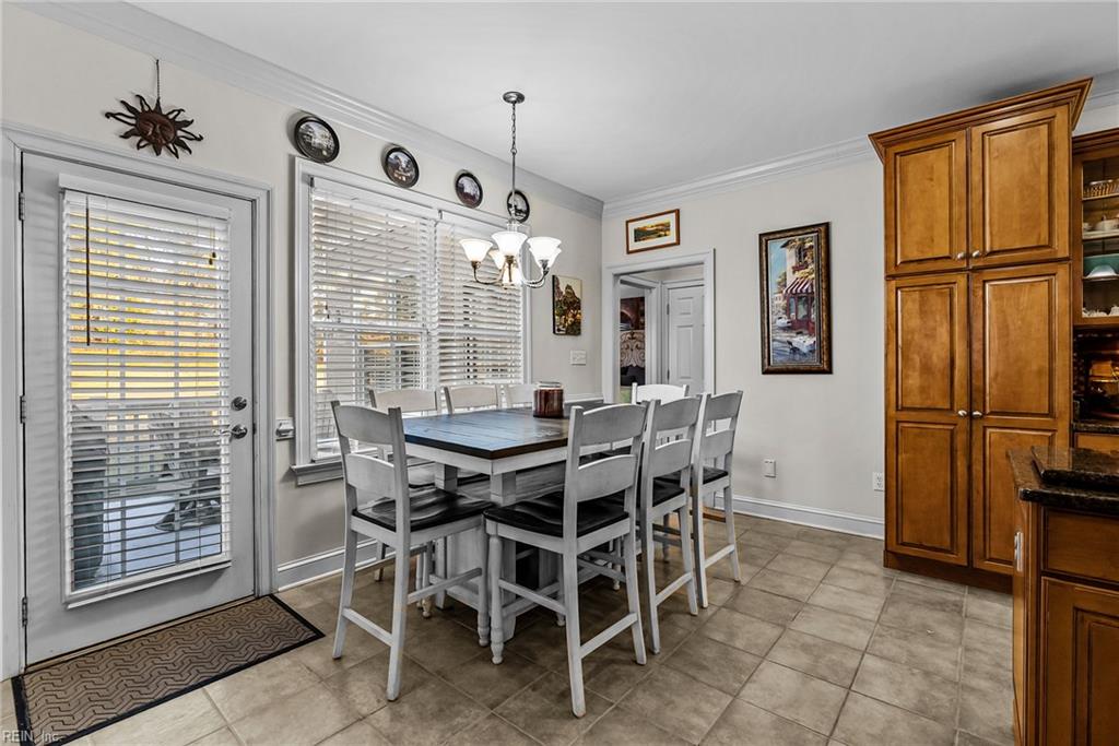 100 Short Hole Williamsburg VA 23188