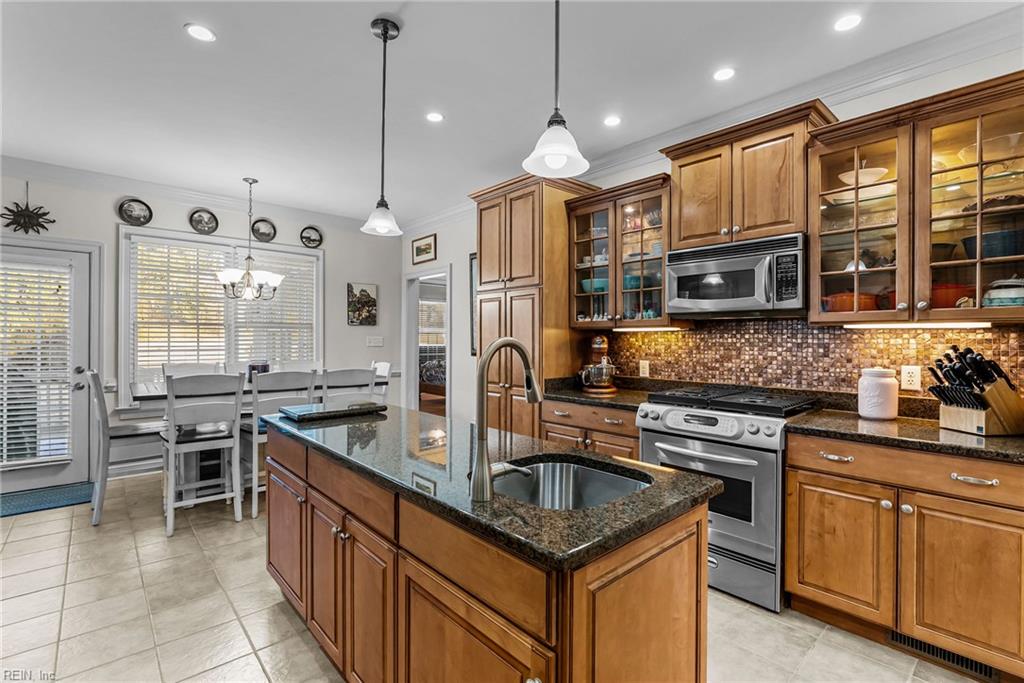 100 Short Hole Williamsburg VA 23188