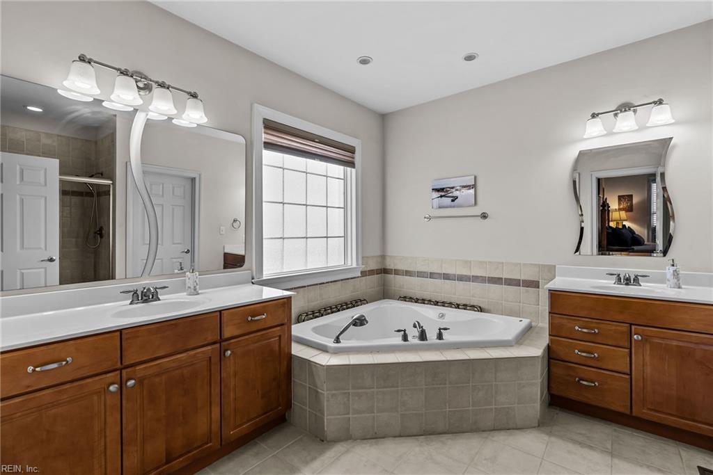 100 Short Hole Williamsburg VA 23188