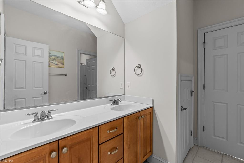 100 Short Hole Williamsburg VA 23188