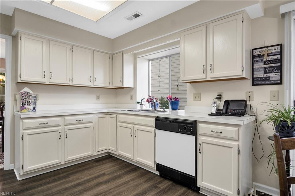 802 Zoeller Court Newport News VA 23602
