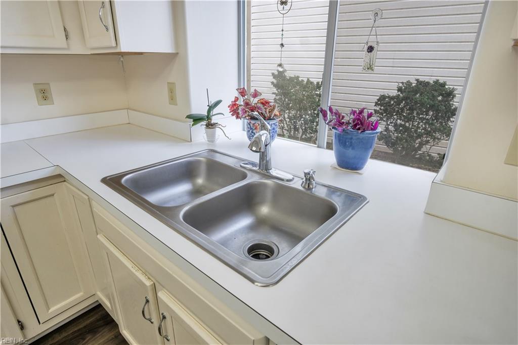 802 Zoeller Court Newport News VA 23602