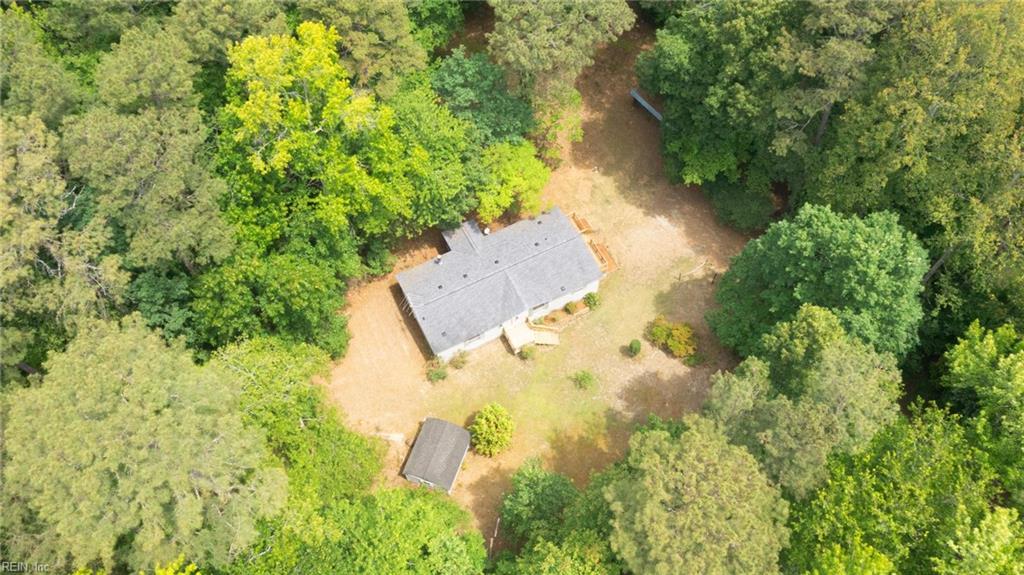 7695 Wagon Run Road Gloucester VA 23061