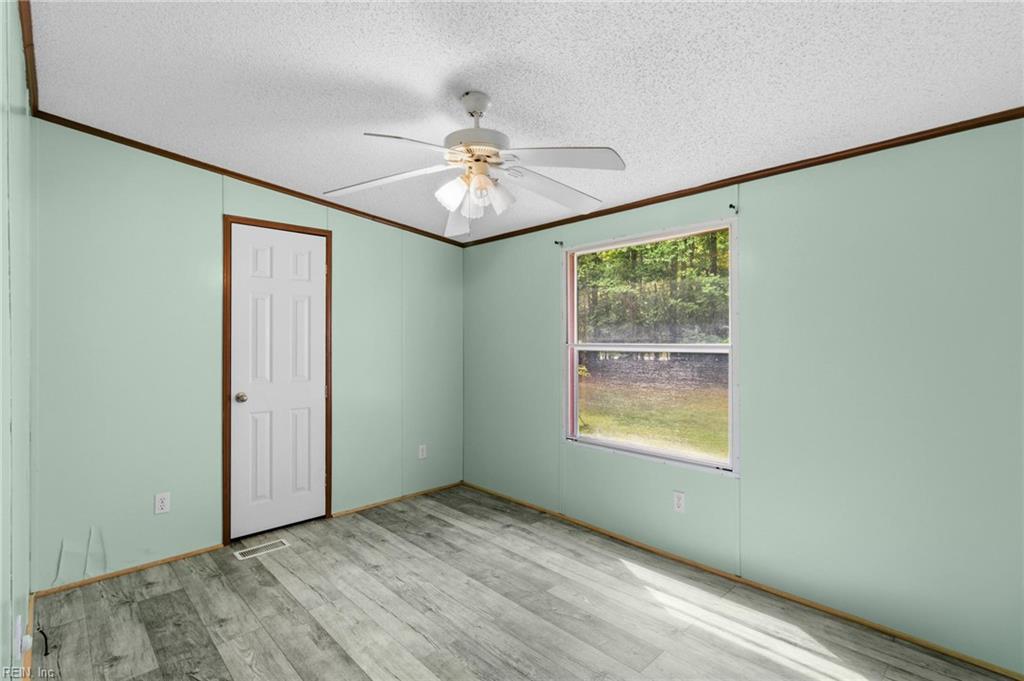 7695 Wagon Run Road Gloucester VA 23061