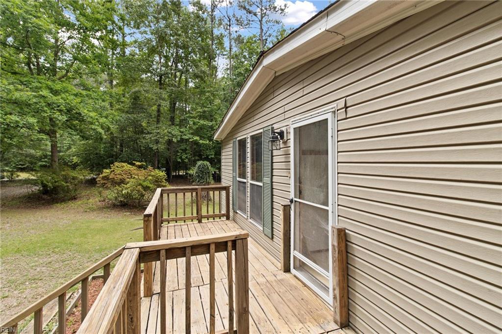 7695 Wagon Run Road Gloucester VA 23061