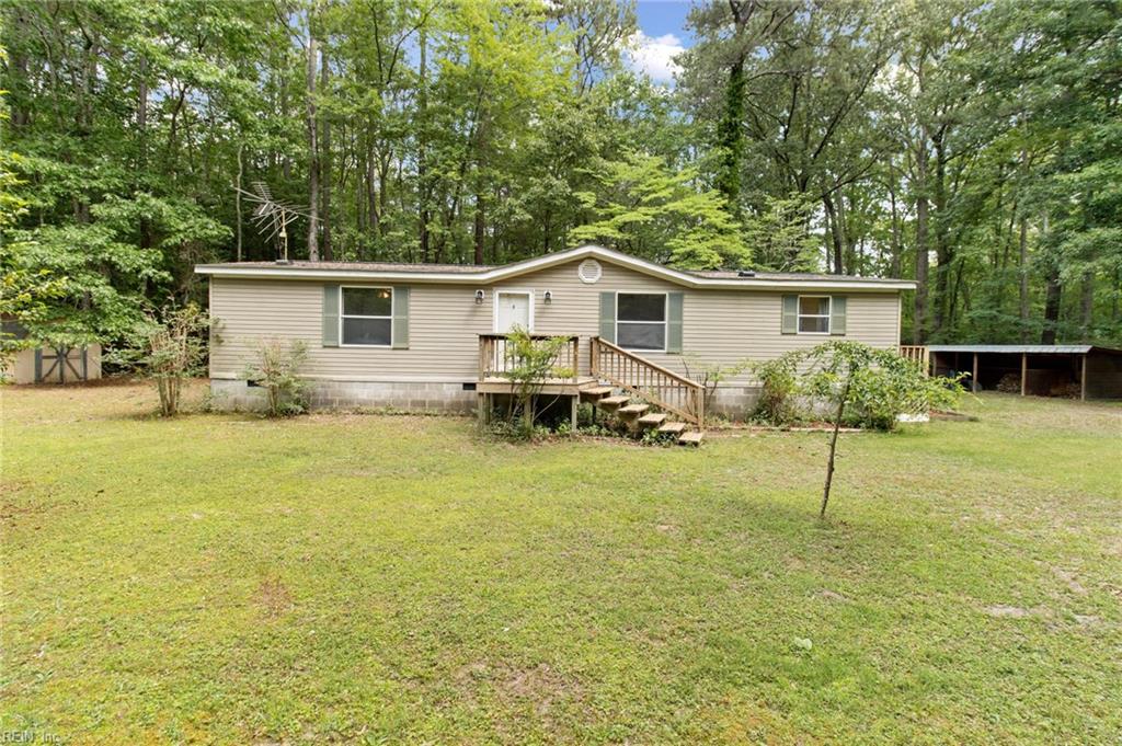 7695 Wagon Run Road Gloucester VA 23061