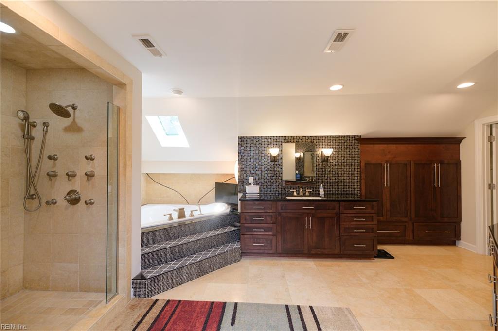102 Stevens Court Yorktown VA 23693