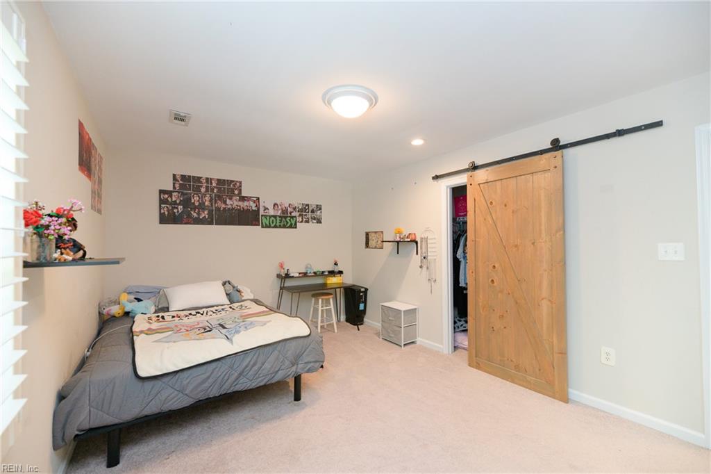102 Stevens Court Yorktown VA 23693
