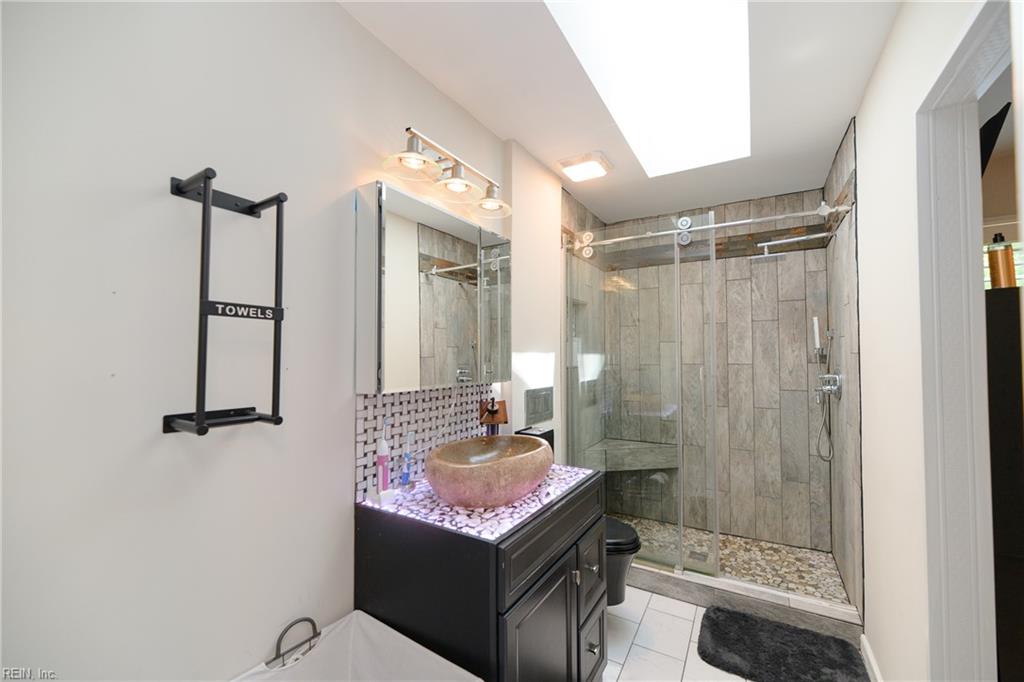 102 Stevens Court Yorktown VA 23693