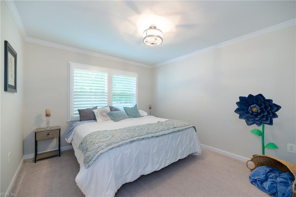 102 Stevens Court Yorktown VA 23693