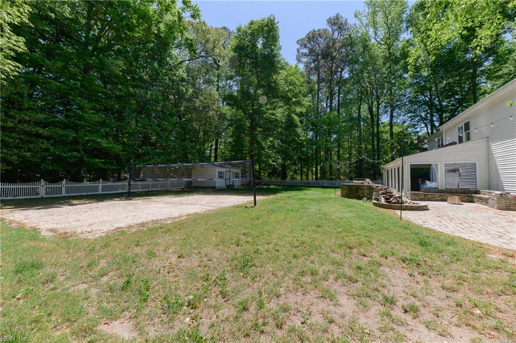 102 Stevens Court Yorktown VA 23693