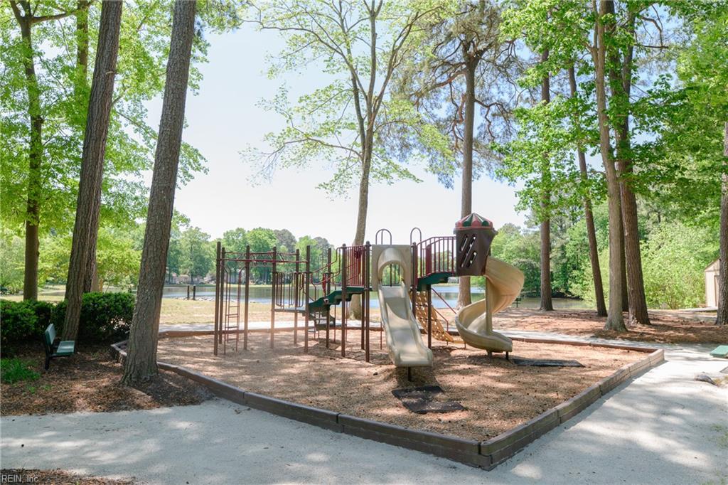 102 Stevens Court Yorktown VA 23693
