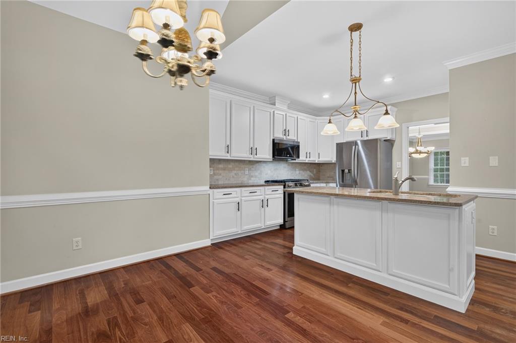 102 Clydeside Williamsburg VA 23188