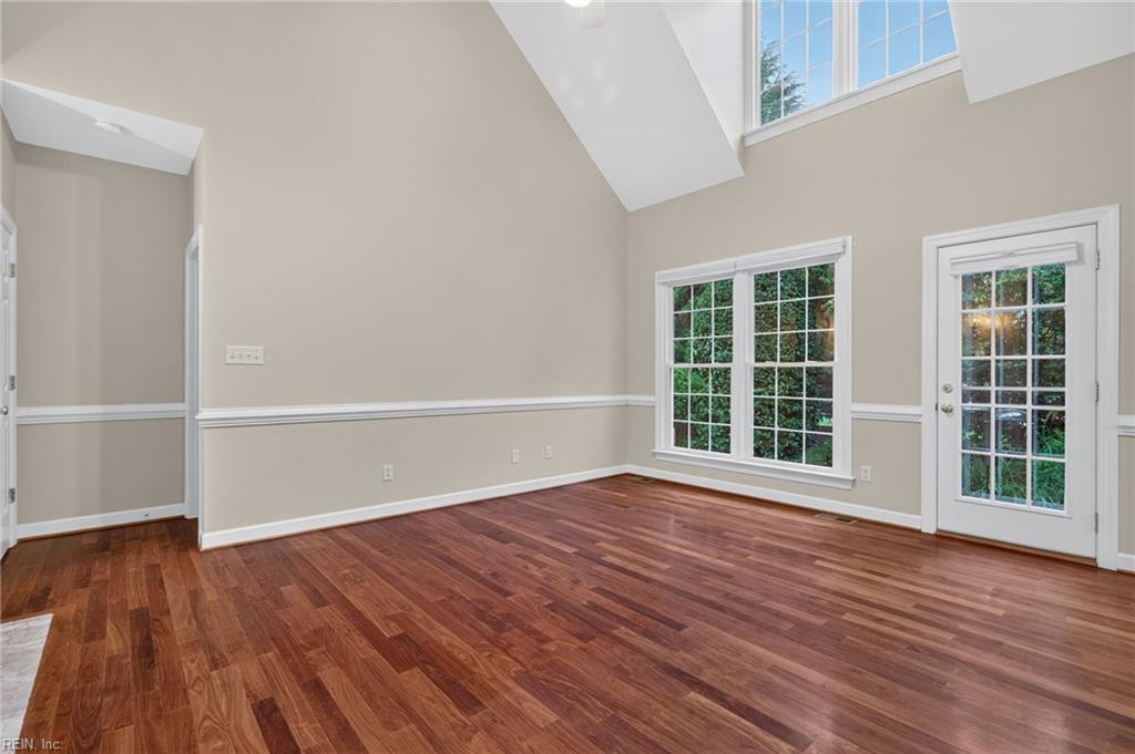 102 Clydeside Williamsburg VA 23188