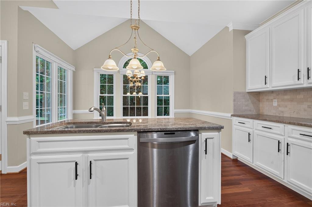 102 Clydeside Williamsburg VA 23188