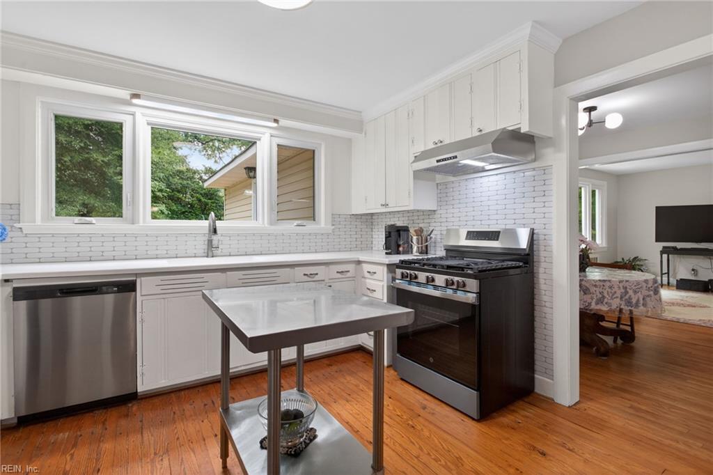 16 Oakland Drive Newport News VA 23601