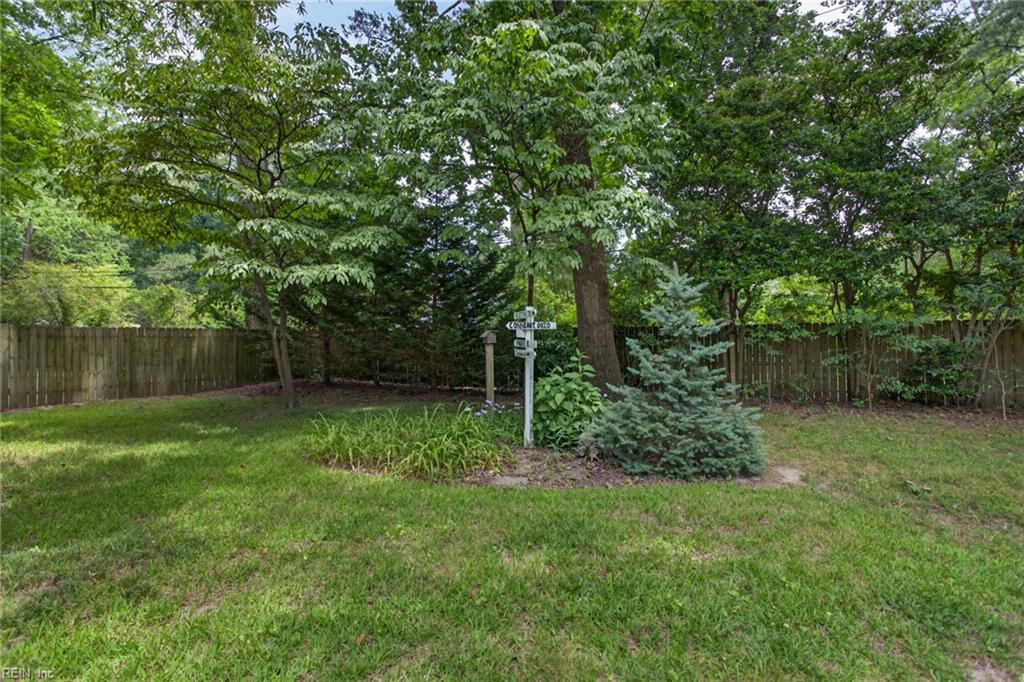 16 Oakland Drive Newport News VA 23601