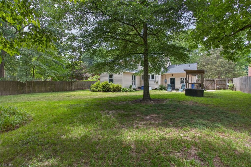 16 Oakland Drive Newport News VA 23601