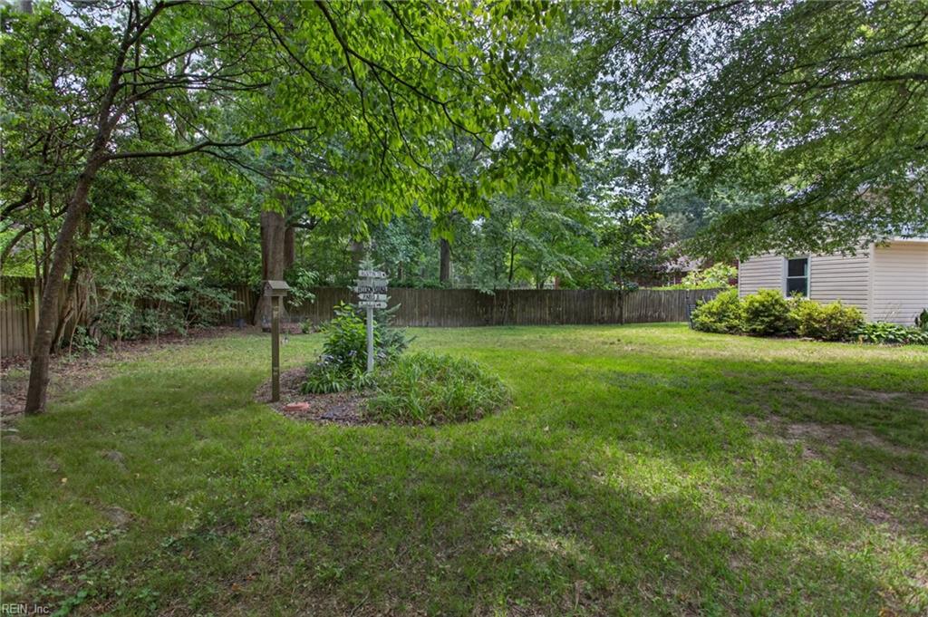 16 Oakland Drive Newport News VA 23601