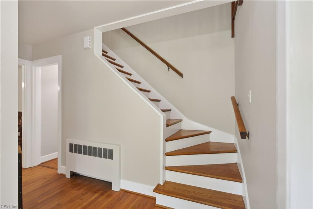 16 Oakland Drive Newport News VA 23601
