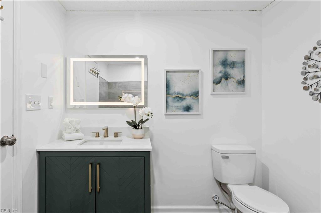 104 Cavalier Drive Yorktown VA 23692