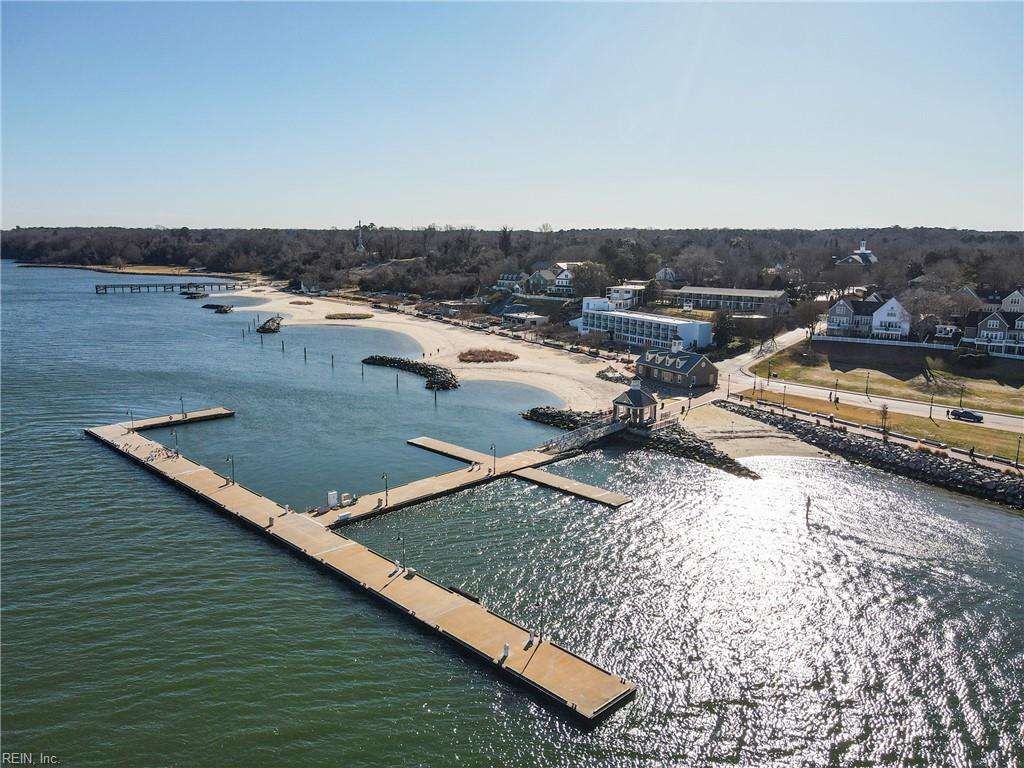 230 Nelson Street Yorktown VA 23690