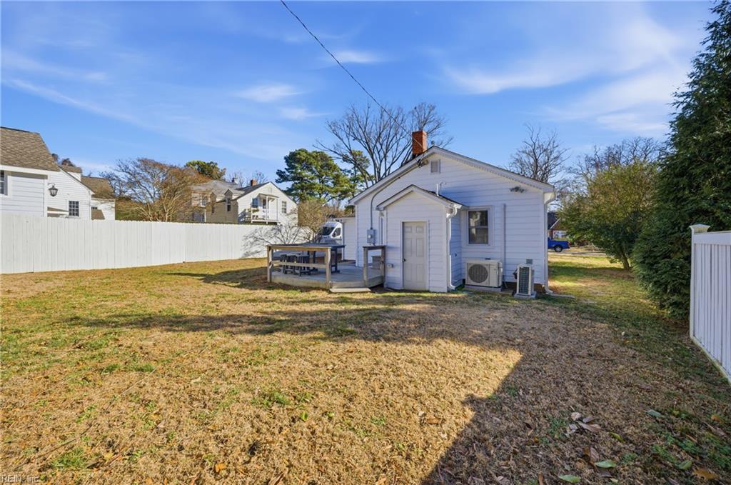 230 Nelson Street Yorktown VA 23690