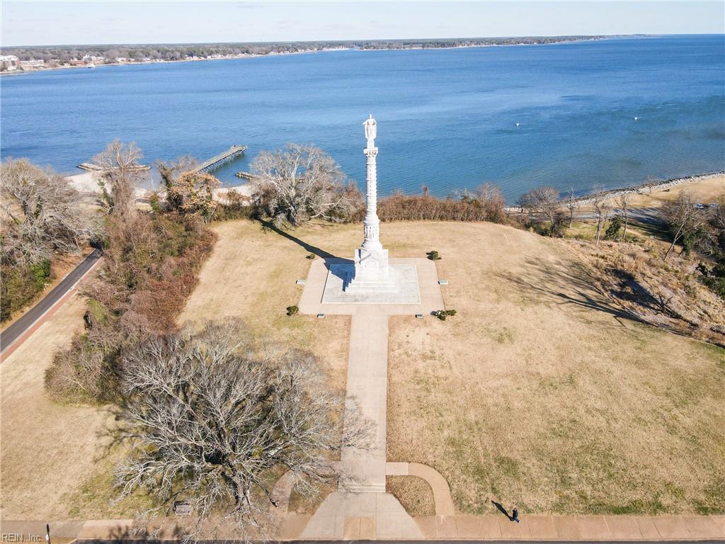 230 Nelson Street Yorktown VA 23690