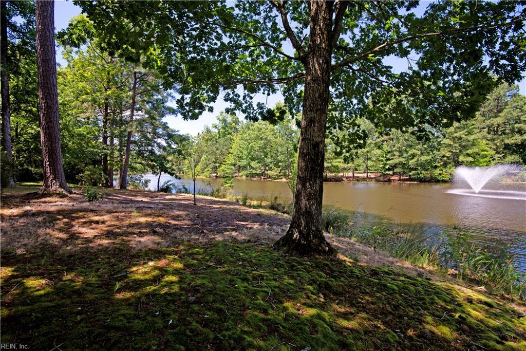 2809 Middle Woodland Close Williamsburg VA 23185