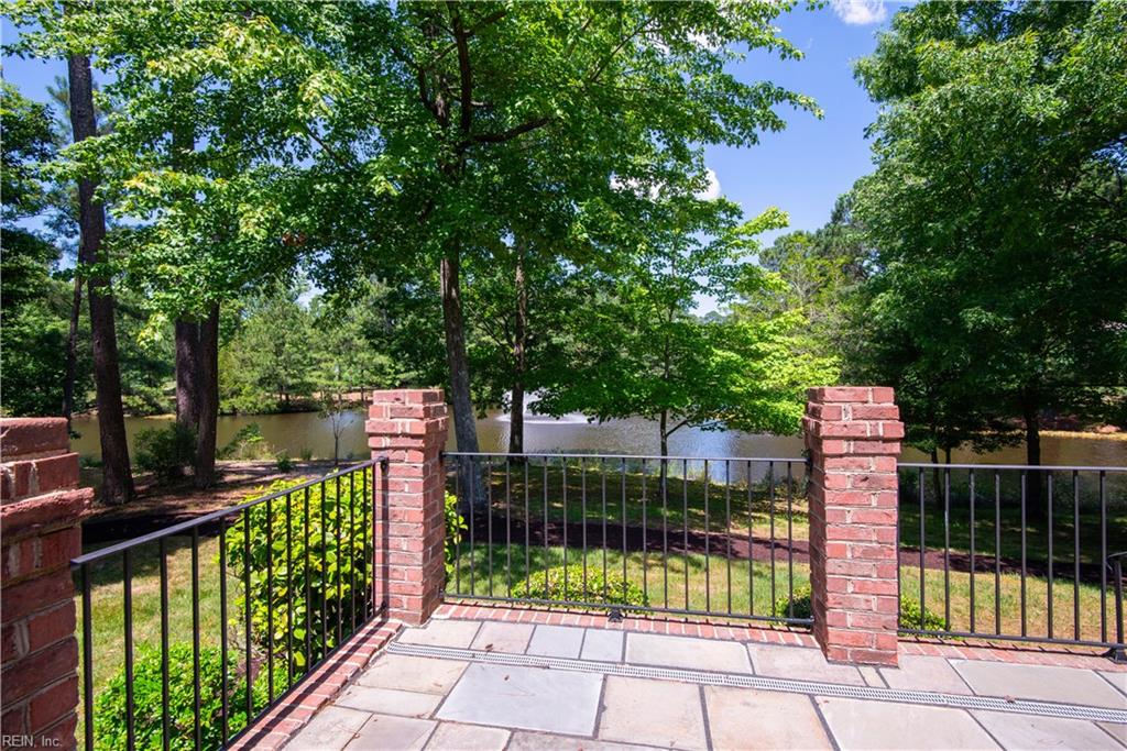 2809 Middle Woodland Close Williamsburg VA 23185